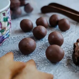 Фундук в шоколаде