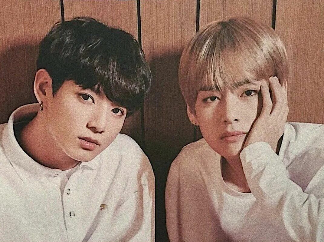 Вигуки BTS. БТС Чонгук и Тэхен. BTS taekook. Чонгук хочет тэхена