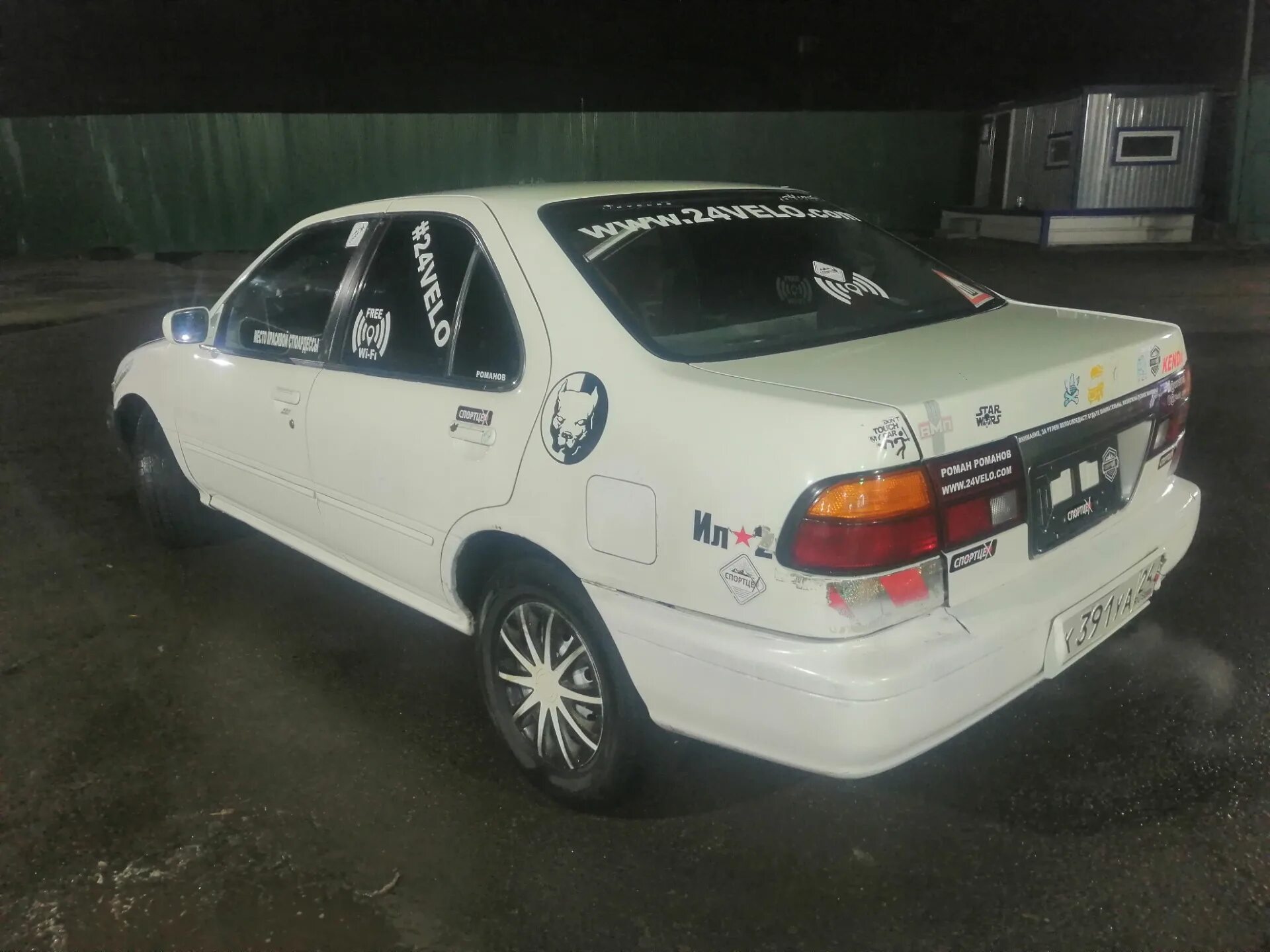 Ниссан санни фб 14. Nissan Sunny fb14. Ниссан CFYYE fb14. Ниссан Санни fb14 1998. Обвесы на Nissan Sunny fb14.