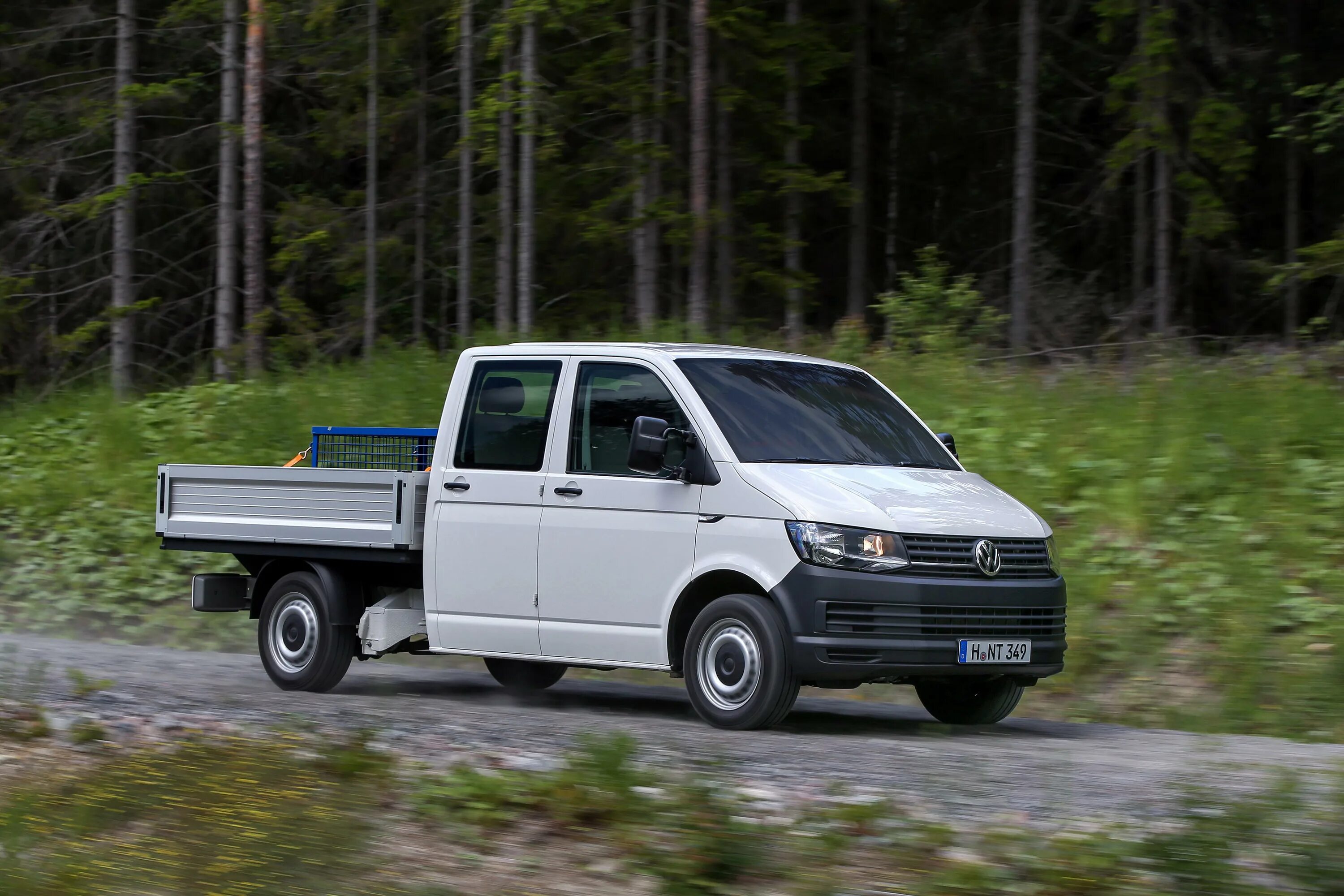 Volkswagen Transporter t6 пикап. VW Transporter t5 грузовой. Фольксваген транспортёр т4 бортовой пикап. Volkswagen Transporter t4 пикап.