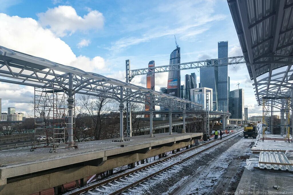 Московская кольцевая железная. Шелепиха (станция МЦК). Шелепиха станция метро. Ростокино деловой центр. Ростокино МЖД.