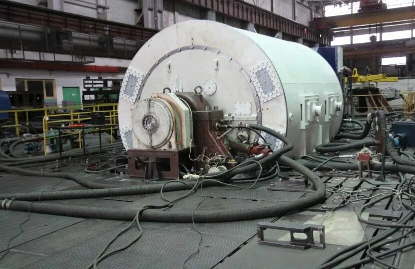 Твф 100-2 турбогенератор. Ротор турбогенератора твф-120-2. Турбогенератор 200 мвт. Турбогенератор твс 32. Турбогенератор балаковская аэс.