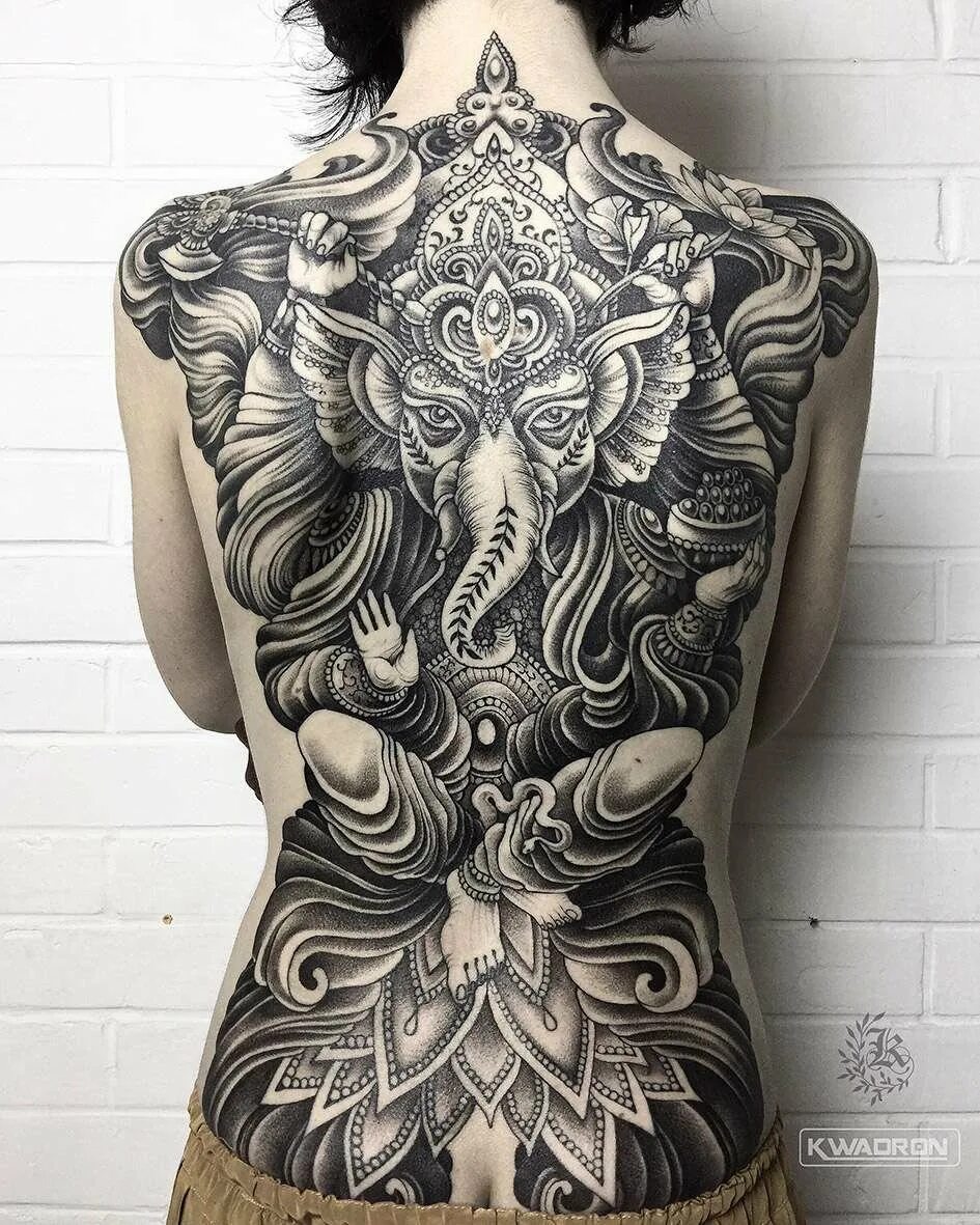 татухи большие. тату на спине. тату на груди цветные. большие тату. тату на спине.