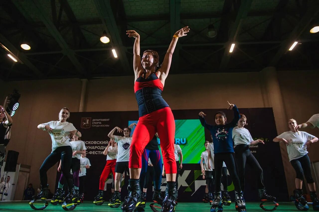 Фитнес фестиваль. Мастер-класс по фитнесу афиша. Фитнес фестиваль. Фитнес фестиваль афиша. Ежегодный фитнес фестиваль переплетая сердца и время.