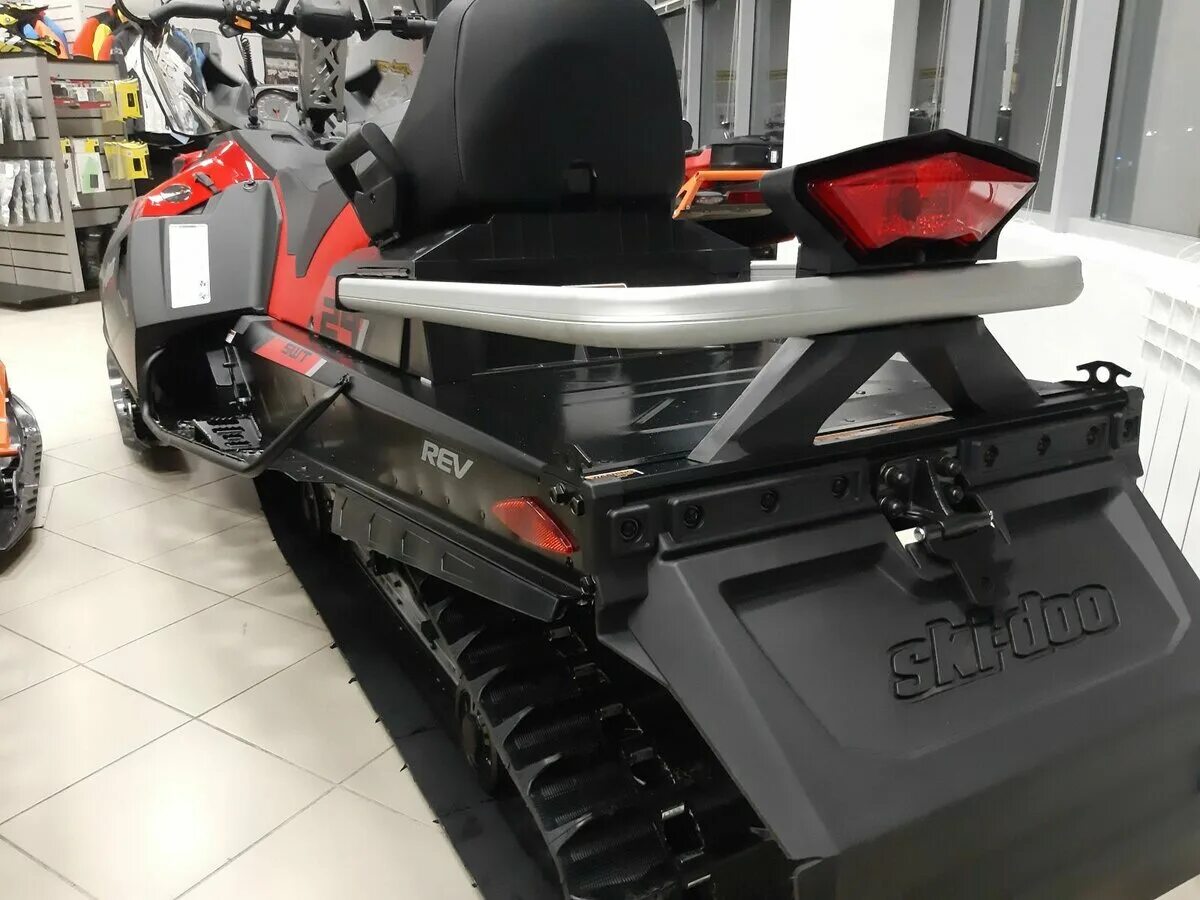 Ski doo skandic 900 ace. Скандик 900 айс свт. Skandic SWT 900. BRP Scandic 900 SWT. Skandic SWT 900 Ace 2022.