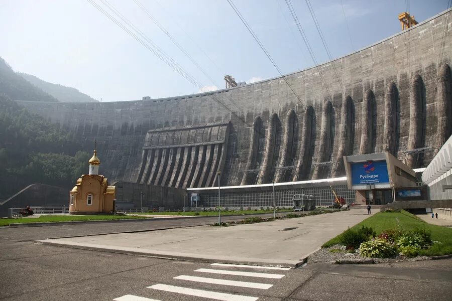 Саяно-шушенская гэс внутри. Саяно-шушенская гэс водохранилище. Абакан саяно шушенская гэс. Шушенская 16. Саяно-шушенская гэс внутри.