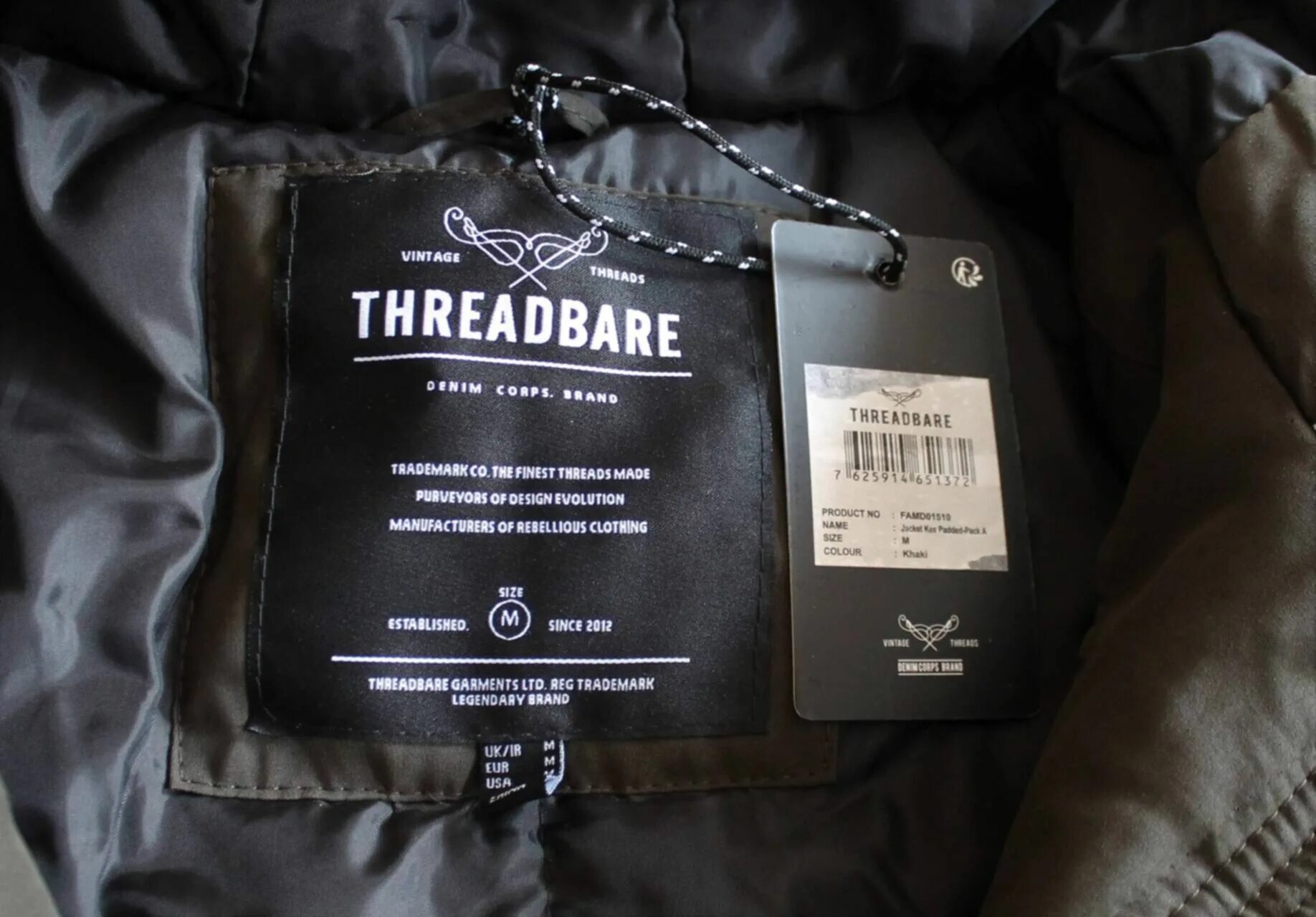 Бренд одежды threadbare. Threadbare плащ. threadbare куртка. threadbare бренд одежды. threadbare жилет мужской.