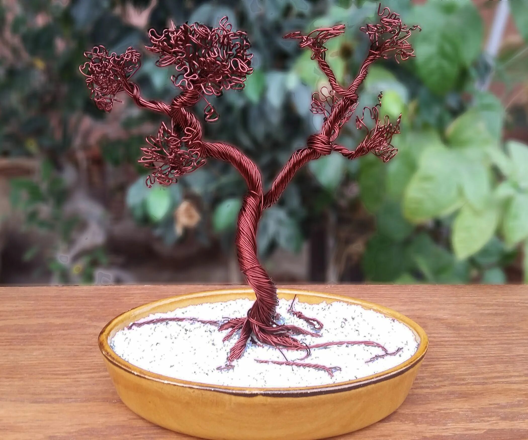 Make trees. Денежное дерево из медной проволоки. Дерево бонсай из джута. Дерево из бисера из медной проволоки. Дерево Банзай из медных проводов.