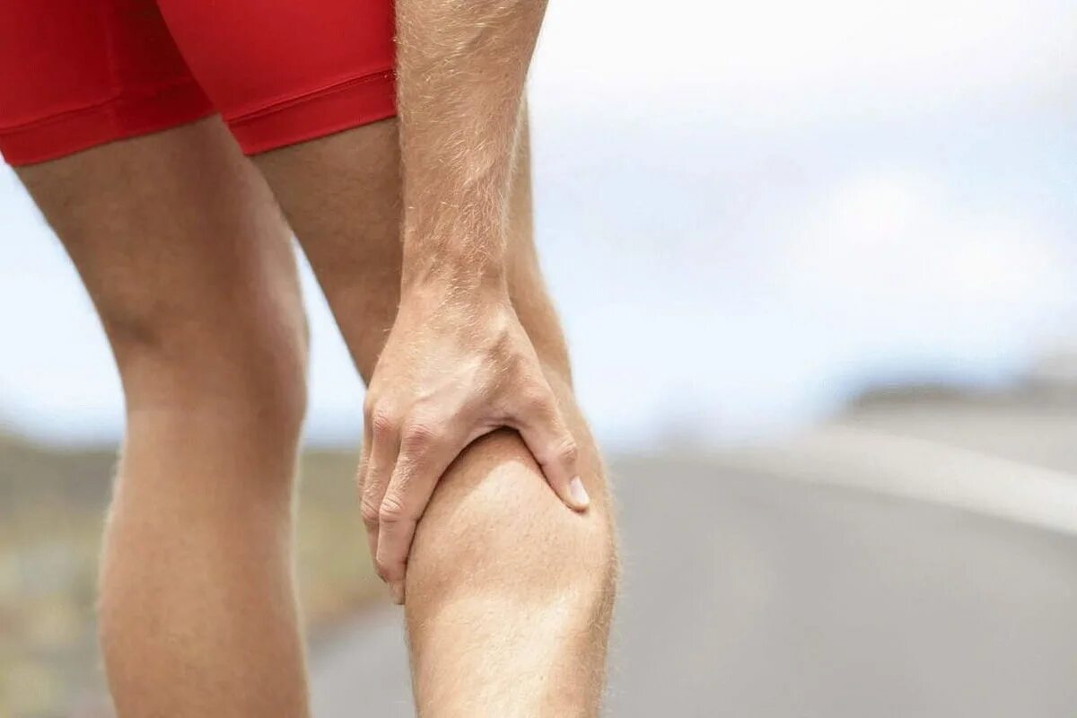 Немеют колени причины у мужчин. Судороги в ногах икроножные мышцы. Болезненность в икрах ног.