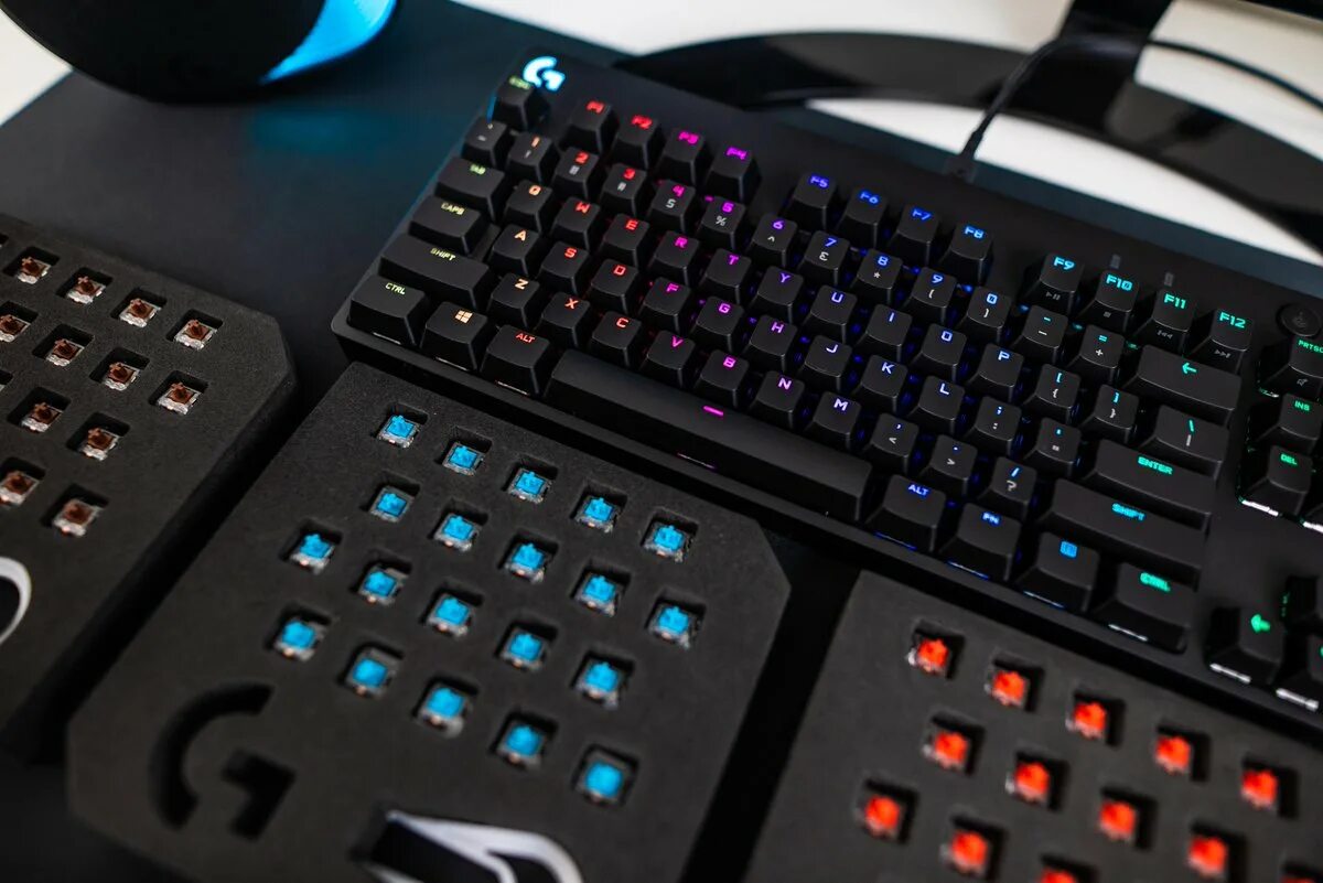 Logitech pro x клавиатура. Logitech g pro x mechanical keyboard. logitech g980. logitech g pro x клавиатура. logitech g453.