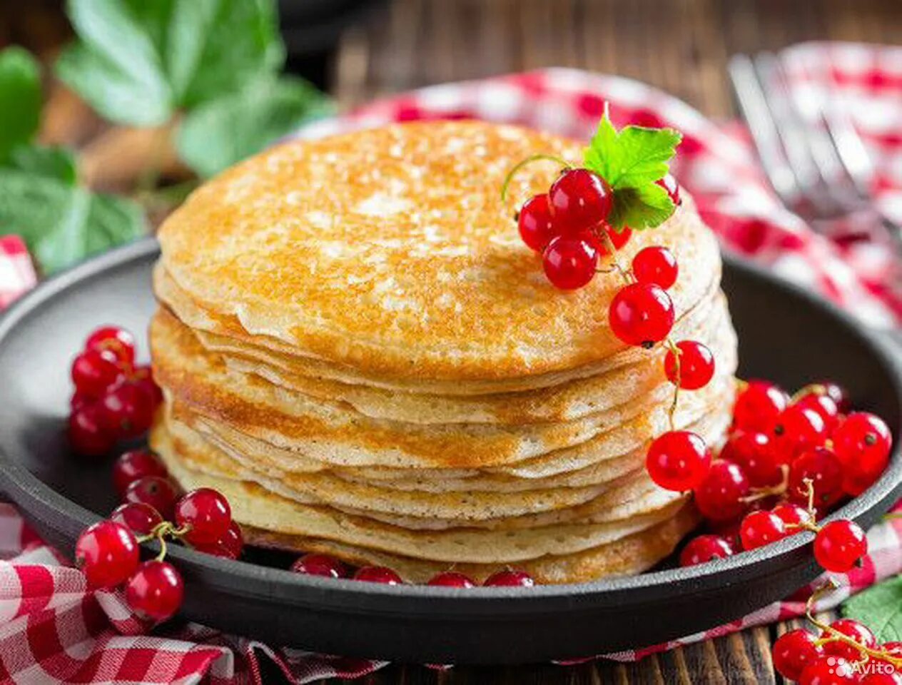 Блины народные. Блины. Блины народные. Блины с икрой. Блины народные.