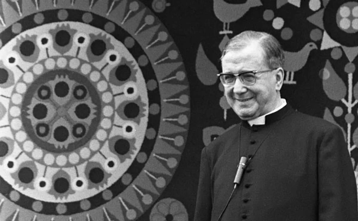 Опус 4 буквы. Опус ван вино. Опус новосибирск. Unsere festung ist der ewige gott ноты. Древняя греция эллинизм фрески мозаики.