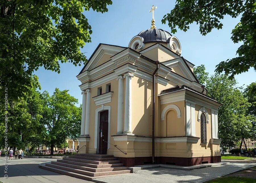 Кронштадт богоявленская часовня. Богоявленская церковь в кронштадте. Часовня богоявления господня спас-на-водах кронштадт. Кронштадт часовня. Кронштадт богоявленская часовня.