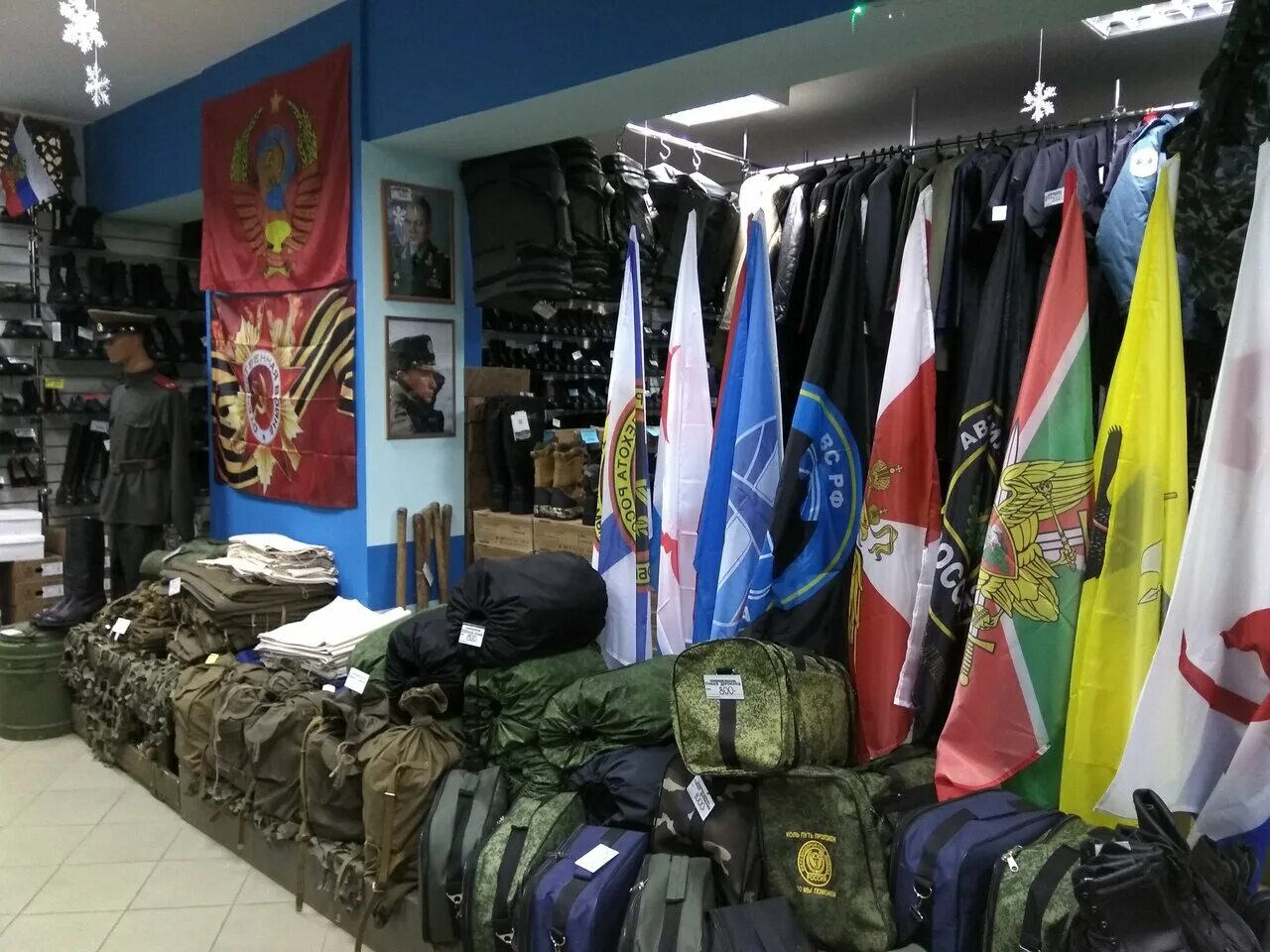 Магазин военторг в оренбурге. Ярославль чехова военторг. армейский магазин ярославль чехова 17. военторг сертолово 2. военторг ярославль.