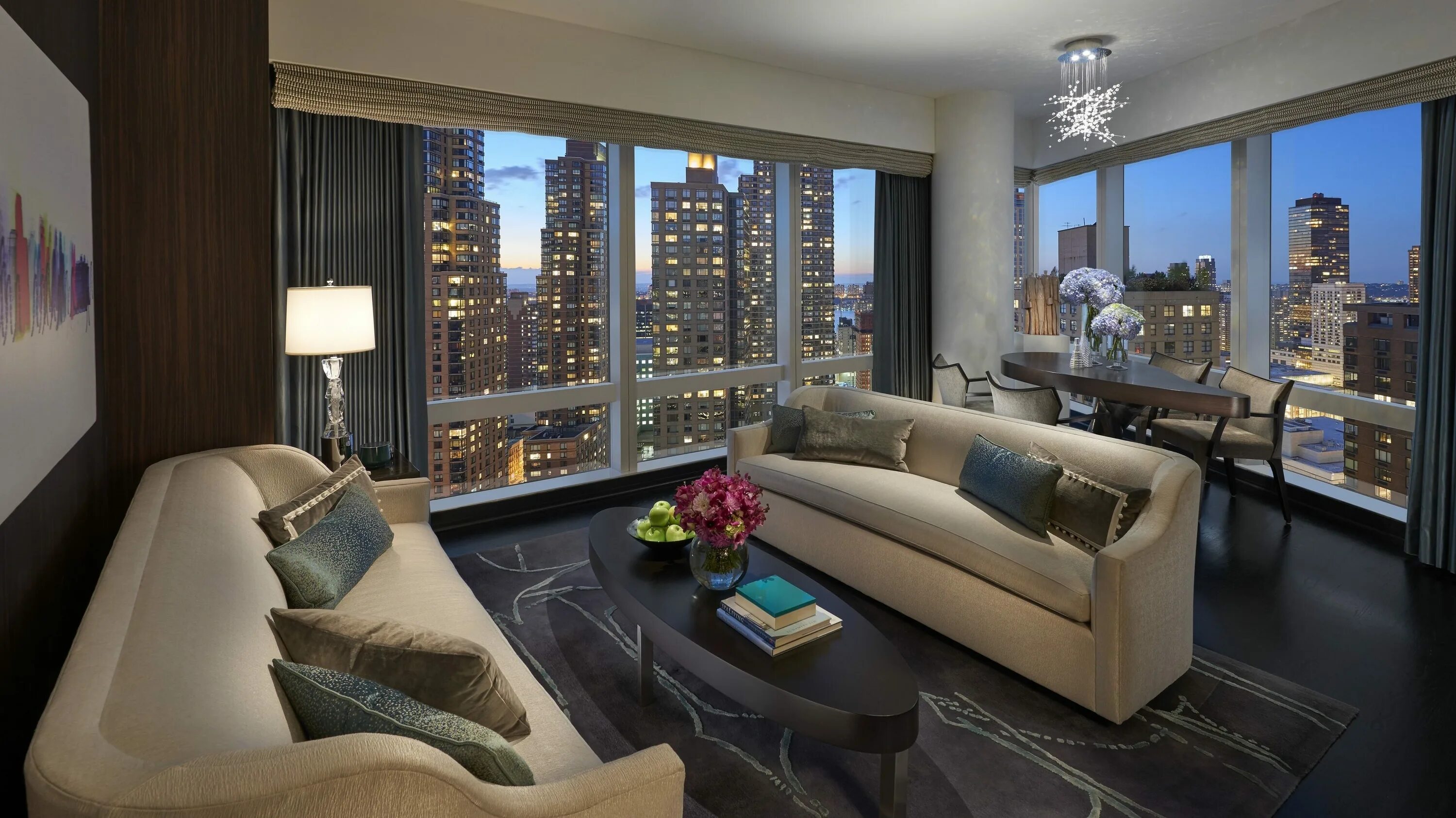 На городе квартиру систему. На городе квартиру систему. Окно в офисе. Пентхаус в нью йорке на манхэттене с террасой. На городе квартиру систему.