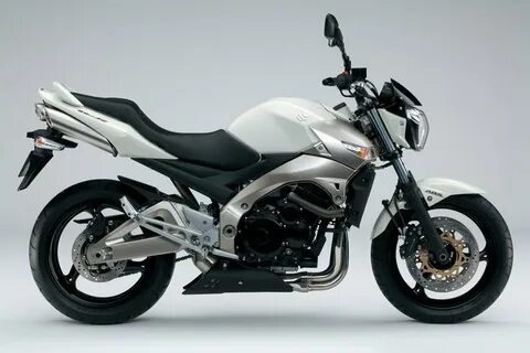 Suzuki gsr 600