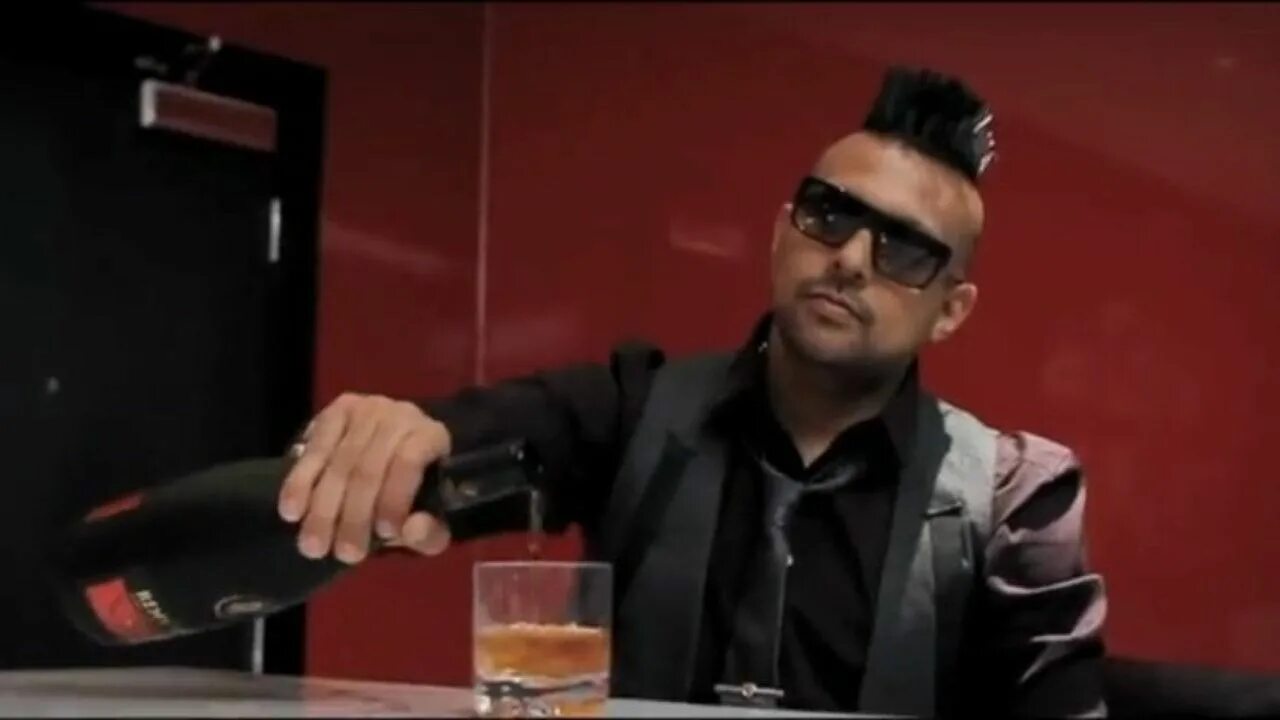 Sean paul got. Sean paul 2012. sean paul imperial blaze. got 2 luv u шон пол. шон пол клип в японском стиле.