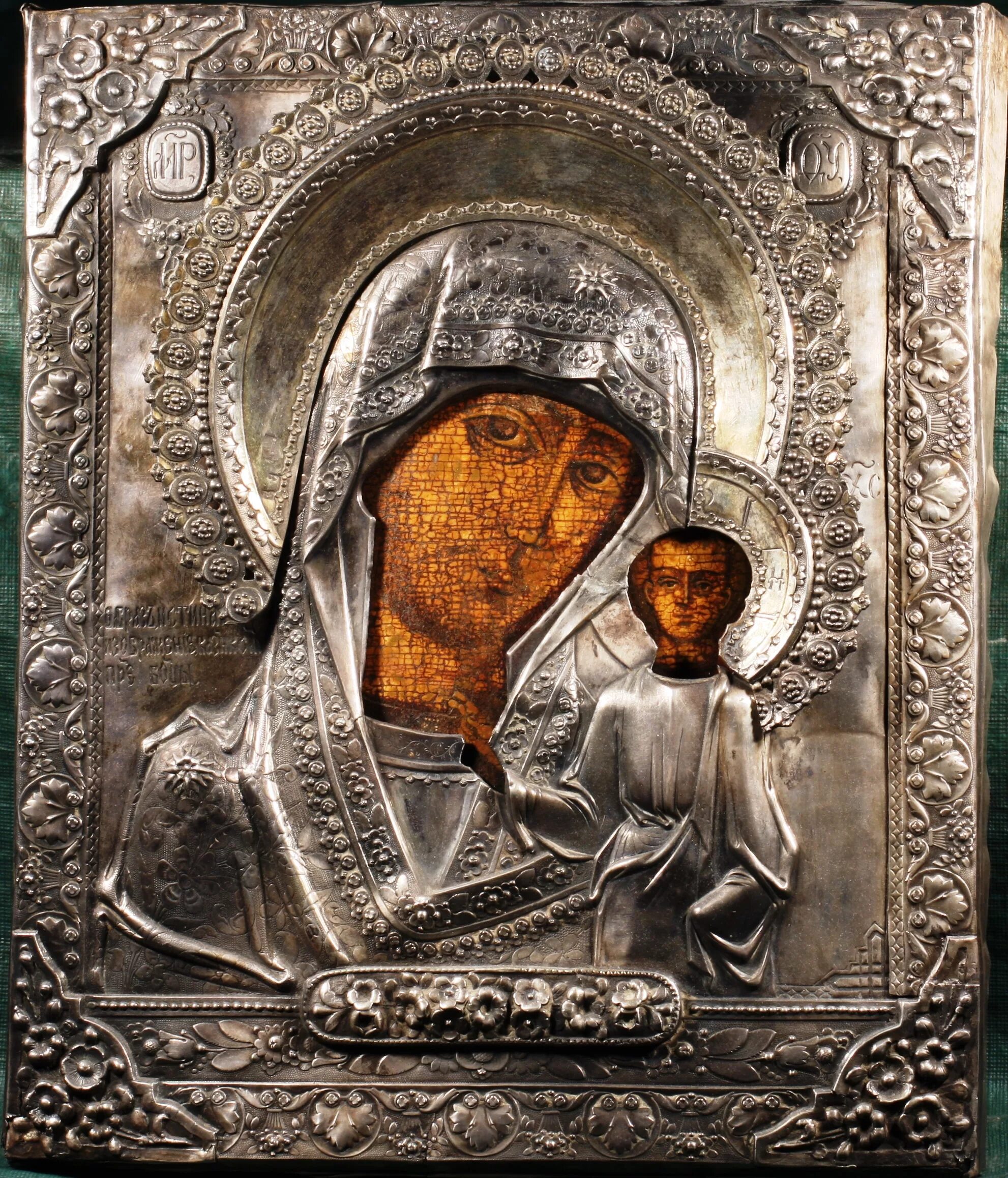 гербовецкая икона божией матери в окладе. оклады икон фаберже. икона оклад мишуков. икона божией матери знамение владимирская. чеканная икона казанской божьей матери.