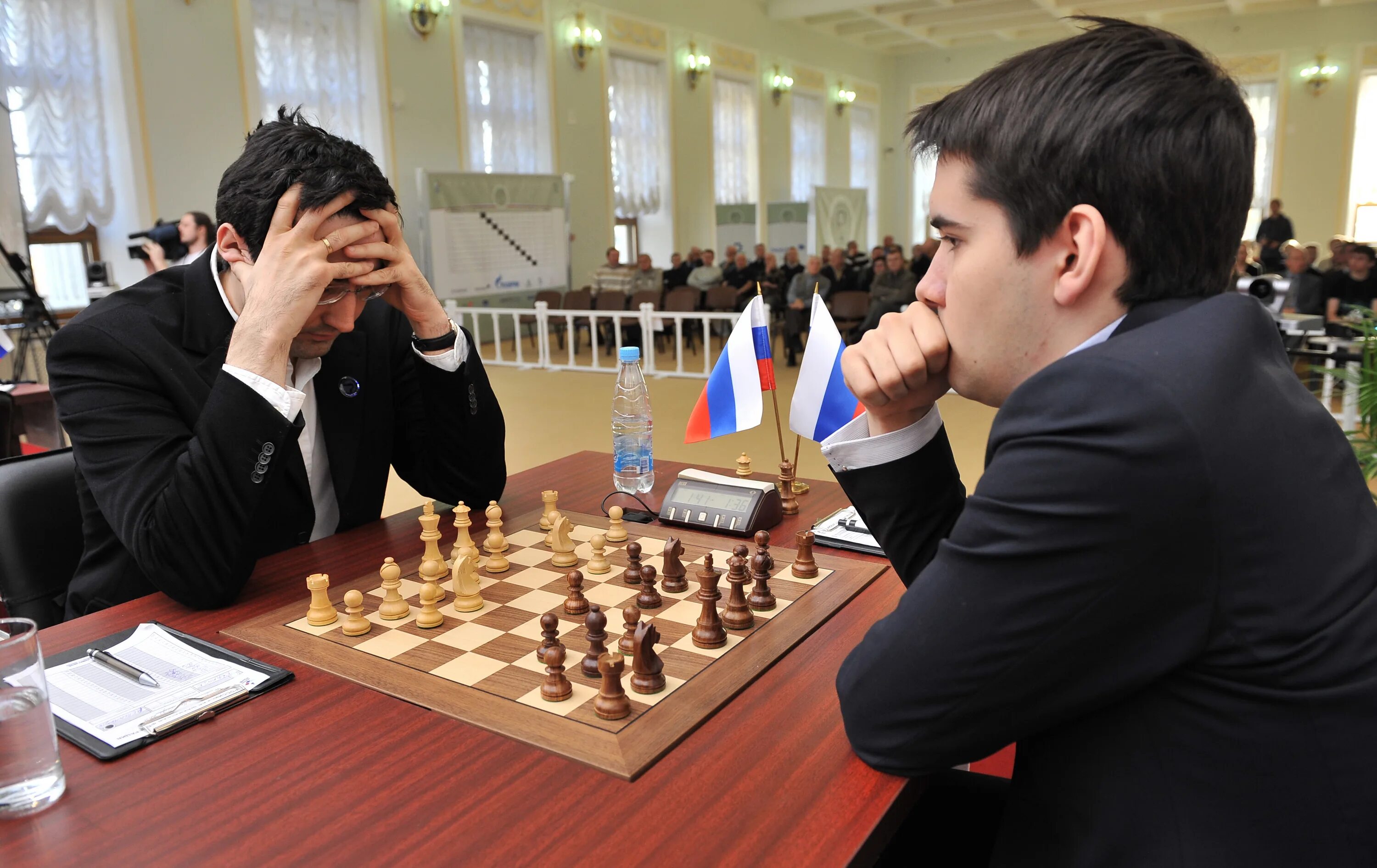 Крамник партии. Крамник карякин.