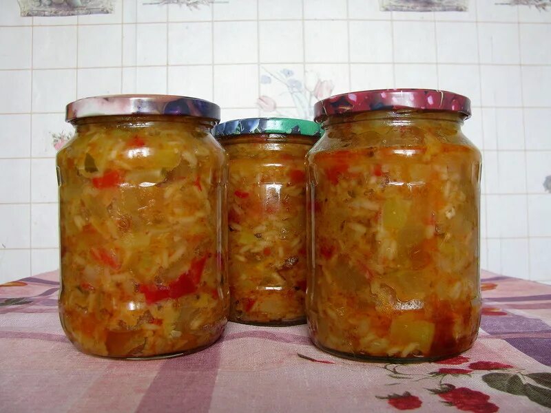 салат на зиму десятка. салат десятка на зиму целыми овощами. салат десяточка на зиму. салат десятка из баклажанов. салат зимний ярче.