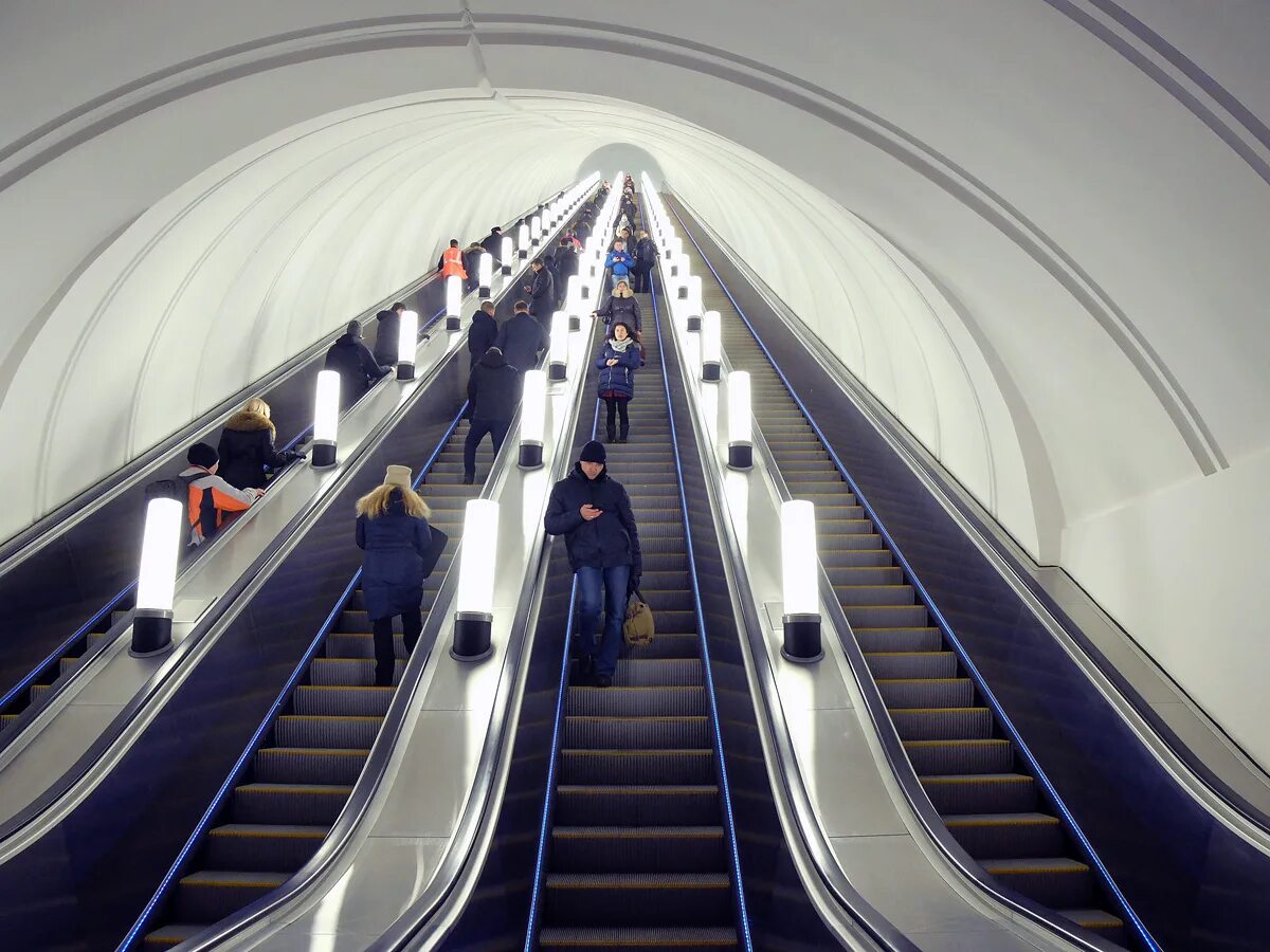 Самое глубокое метро в москве какая станция