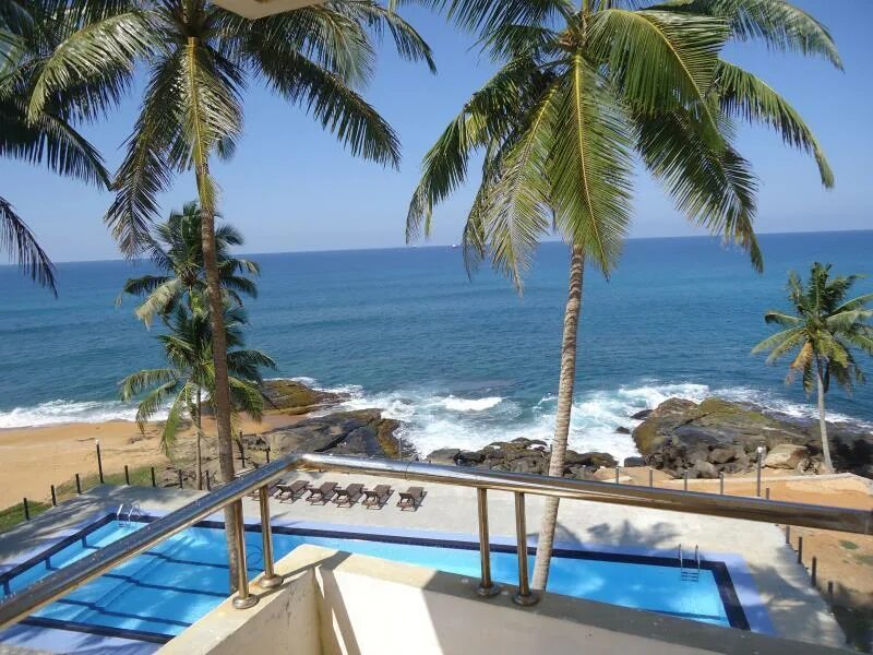 Лучшие отели хиккадува шри. Оушен хилл. шри ланка отель у океана. new ocean hill hotel. хиккадува амари гале отель.