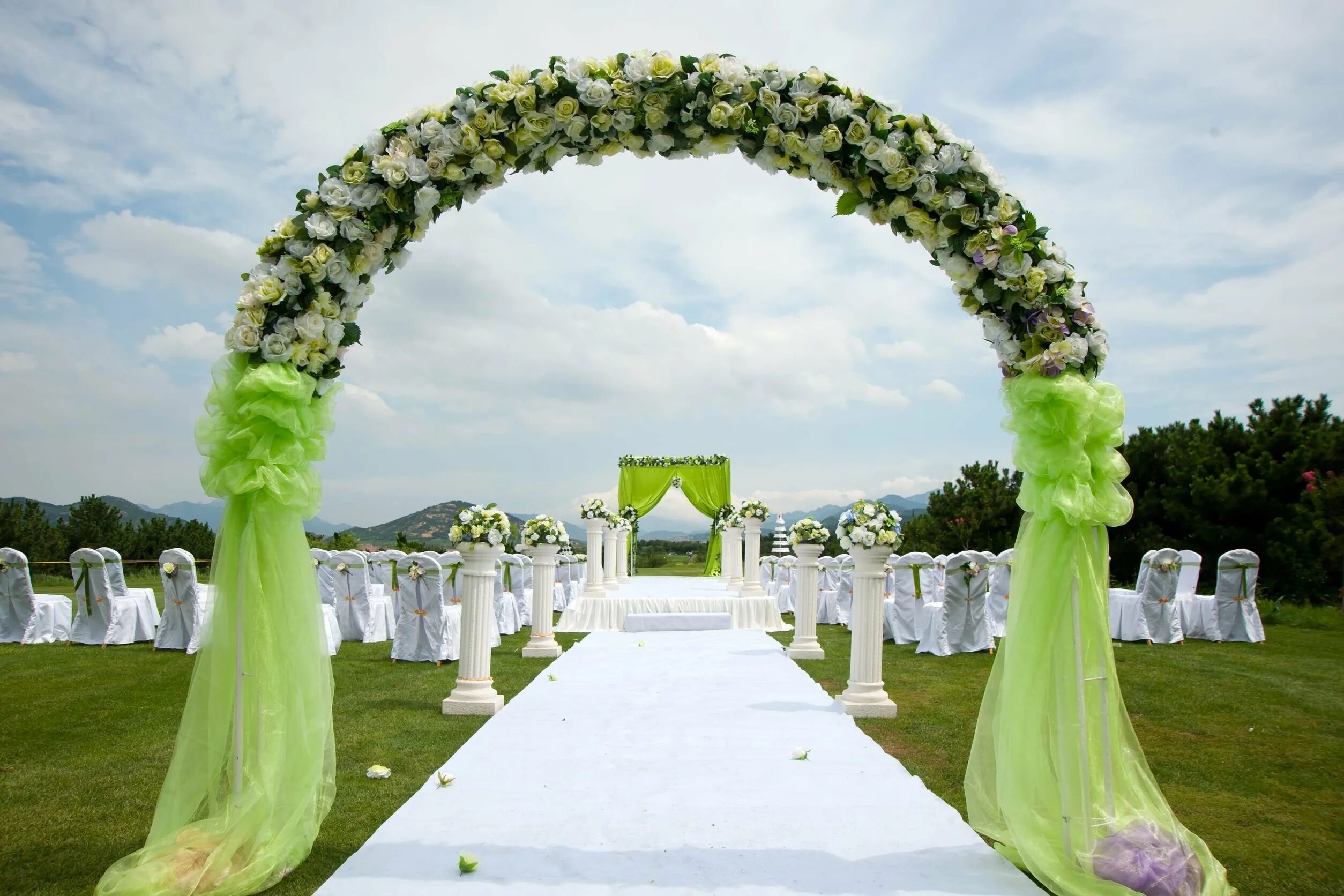 Украшение арки на свадьбу. Арка "Свадебная". Свадебная Цветочная арка. Арка для свадьбы в зеленом цвете.