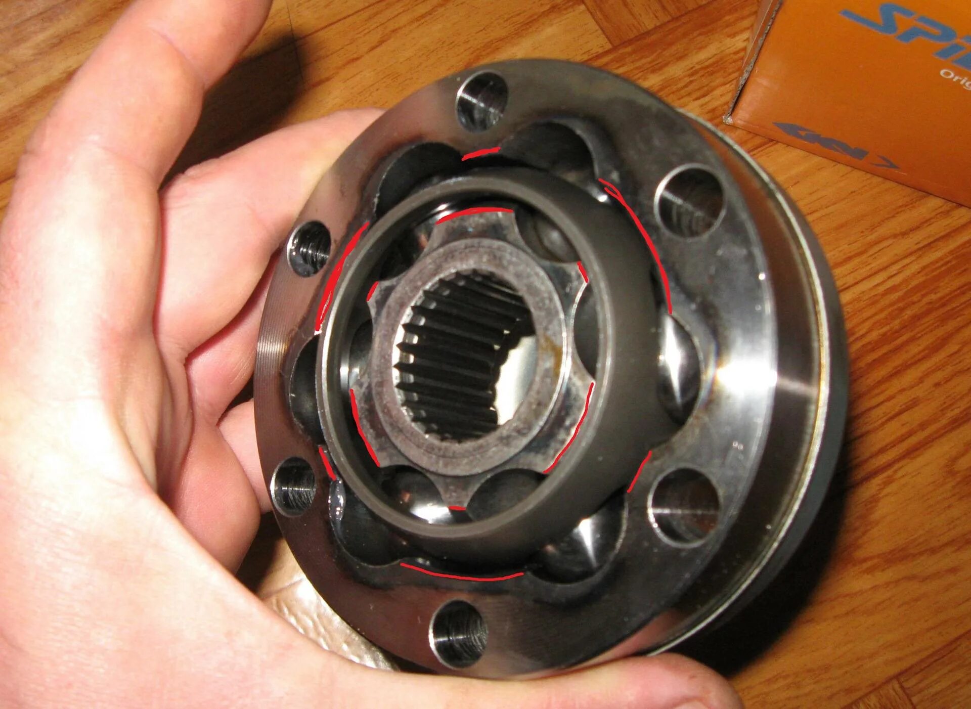 Сборка внутреннего шруса. Стопорные кольца привода переднего нива 2121. Сепаратор наружного шруса ваз 2110. Внутренний подшипник гранаты ваз 2109. Наружный шрус golf 2.