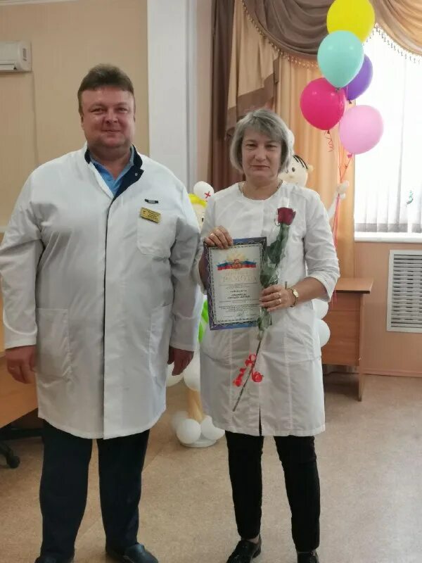 Детская поликлиника гуз со вольская рб. Вольская районная больница. Вольская районная больница. Г вольск больница роща. Детская районная больница вольск.