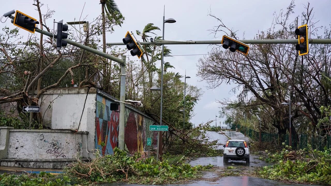 Hurricane maria. Пуэрто Рико ураган. Ураган Пуэрто Рико 2017.