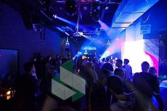 Pravda club нагатинская. Правда нагатинская. Клуб правда москва. Правда нагатинская. Pravda club москва.