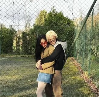 С кем встречается хена