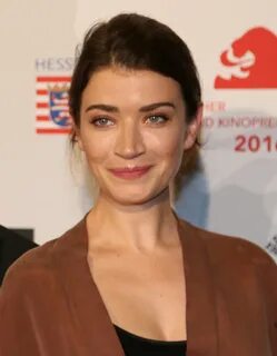 Анне 2016