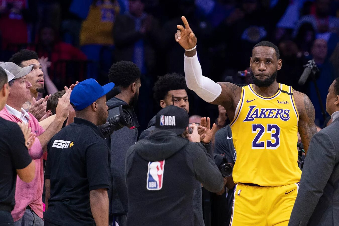 Снайперы нба на сегодня. 50 снайперов нба. nba лучший снайпер. снайпер nba 2025. кубок нба картинка.
