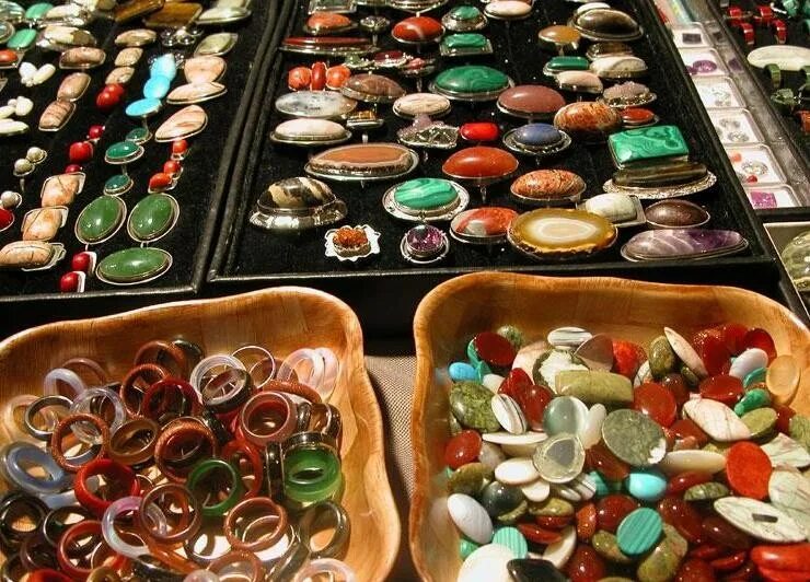 Гостиница севастополь камни. Гостиница севастополь камни. Гостиница на севастопольской индийский рынок. Гостиница севастополь индийский рынок. Тц севастопольский камни.