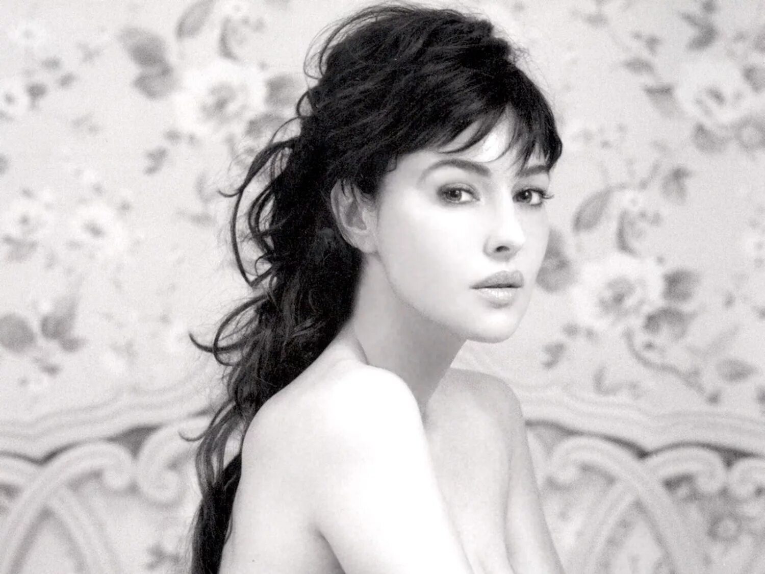 Monica bellucci в молодости. Беллучи шелтон. Фото моники белуччи. Беллучи шелтон. Беллучи шелтон.