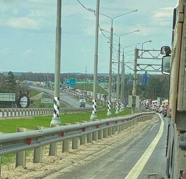 Можно выезжать из ростова. Выезд из Москвы. Москва выезд из города. Выезд из МСК. Фото выезд из Москвы.