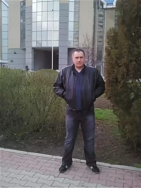 Арбуз таганрог магазины. Таганрог  служба охраны. Вакансия сторожа таганрог. Работа в таганроге охранник. Росгвардия ростов на дону здание.