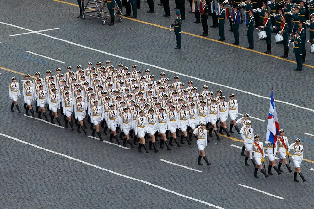 Какова парад. Коробка на параде. Парадная коробка на параде. Коробка Военная на параде. Парад 9 мая коробка.