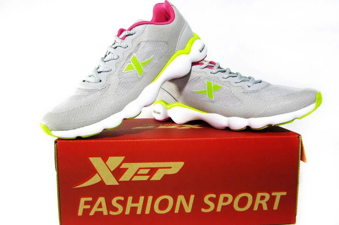 Xtep кроссовки. Xtep Jlin. Xtep кроссовки женские. Xtep бренд. Sport since