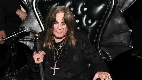 Алмамен жұдырықтасудың фотосы