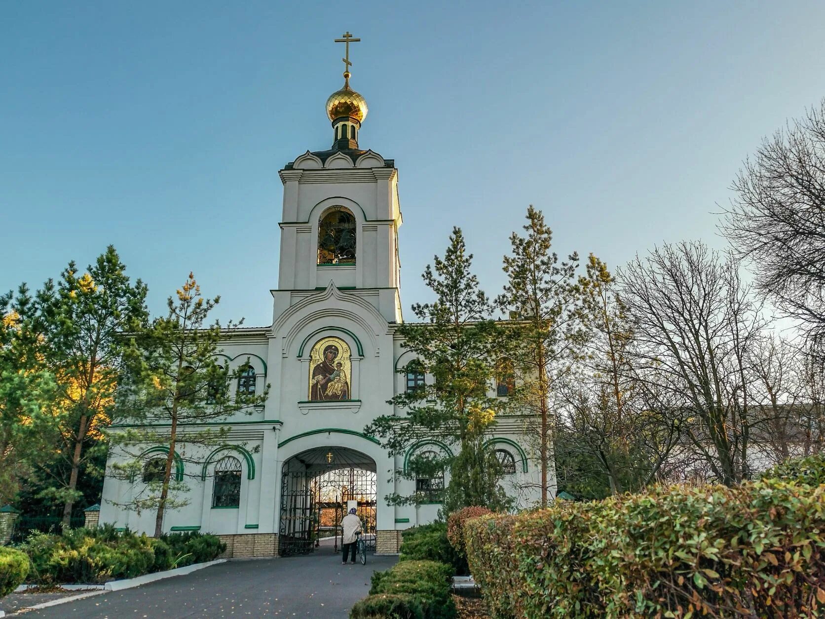 Свято-Успенский Николо-Васильевский монастырь. Николо-Васильевский монастырь Никольское Свято Успенский. Свято-Успенский Никольский монастырь Донецкая область. Свято Никольский Васильевский монастырь Никольское. Свято успенском николо васильевском