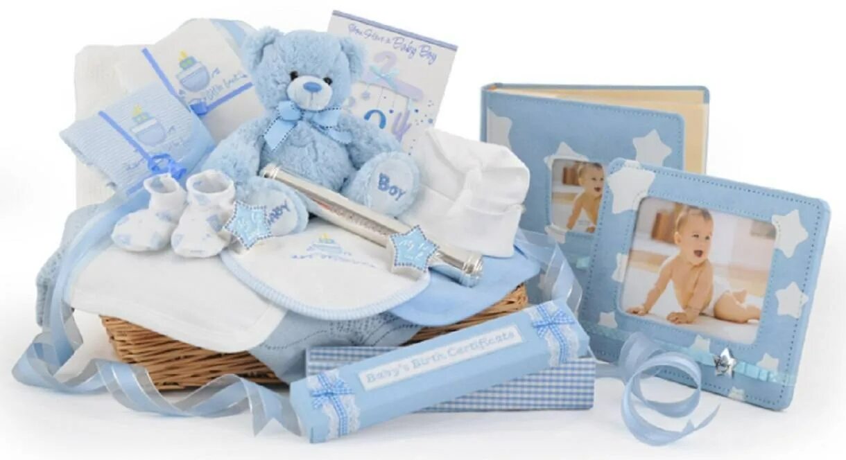 Подарки для новорожденных. Набор для новорожденного. Подарочный набор для новорожденного. Подарочные наборы для новорожденных.