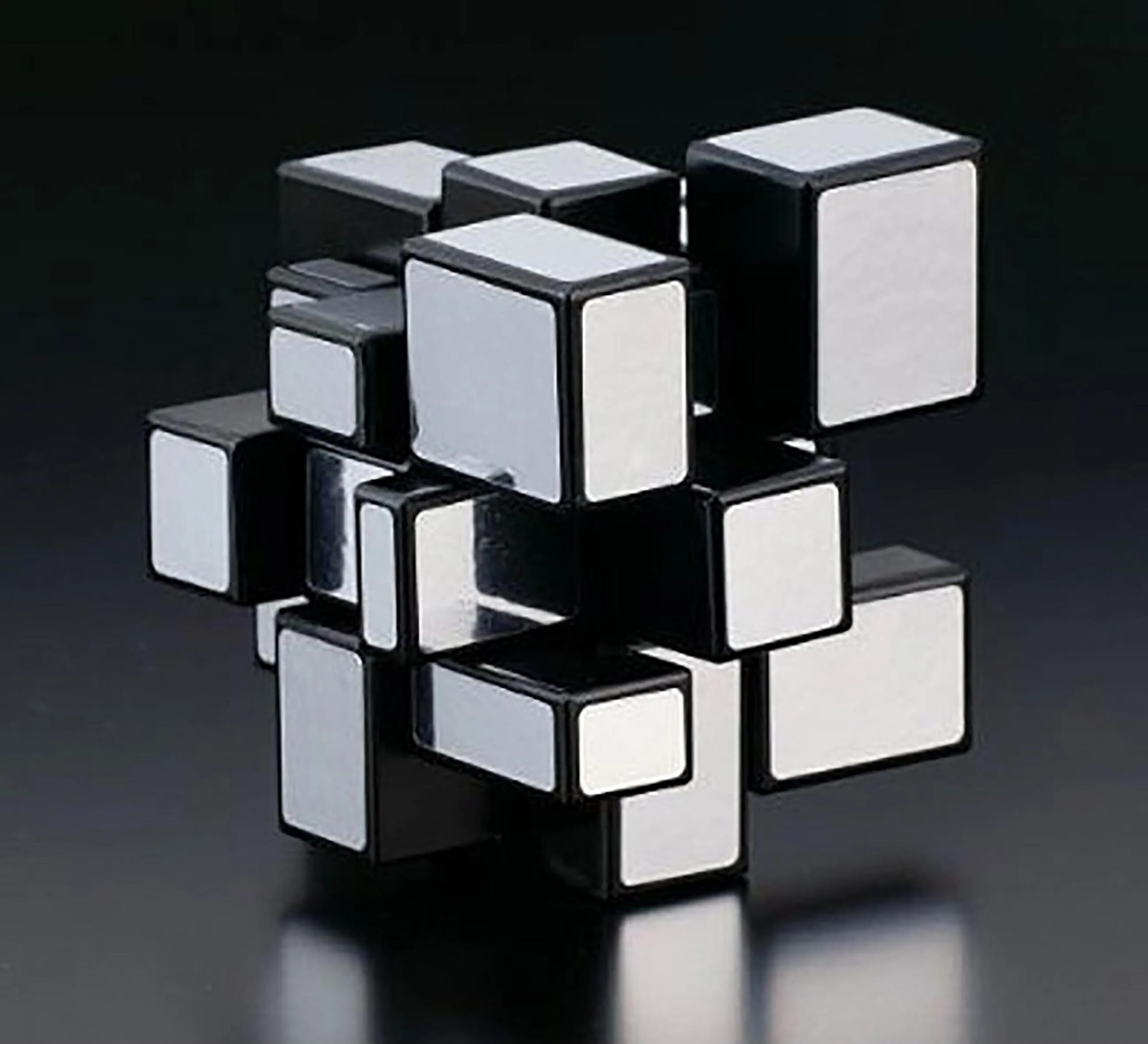 Зеркальный кубик Рубика 3х3. Кубик рубик 32 на 32. Красивые кубики. Композиция из кубиков.
