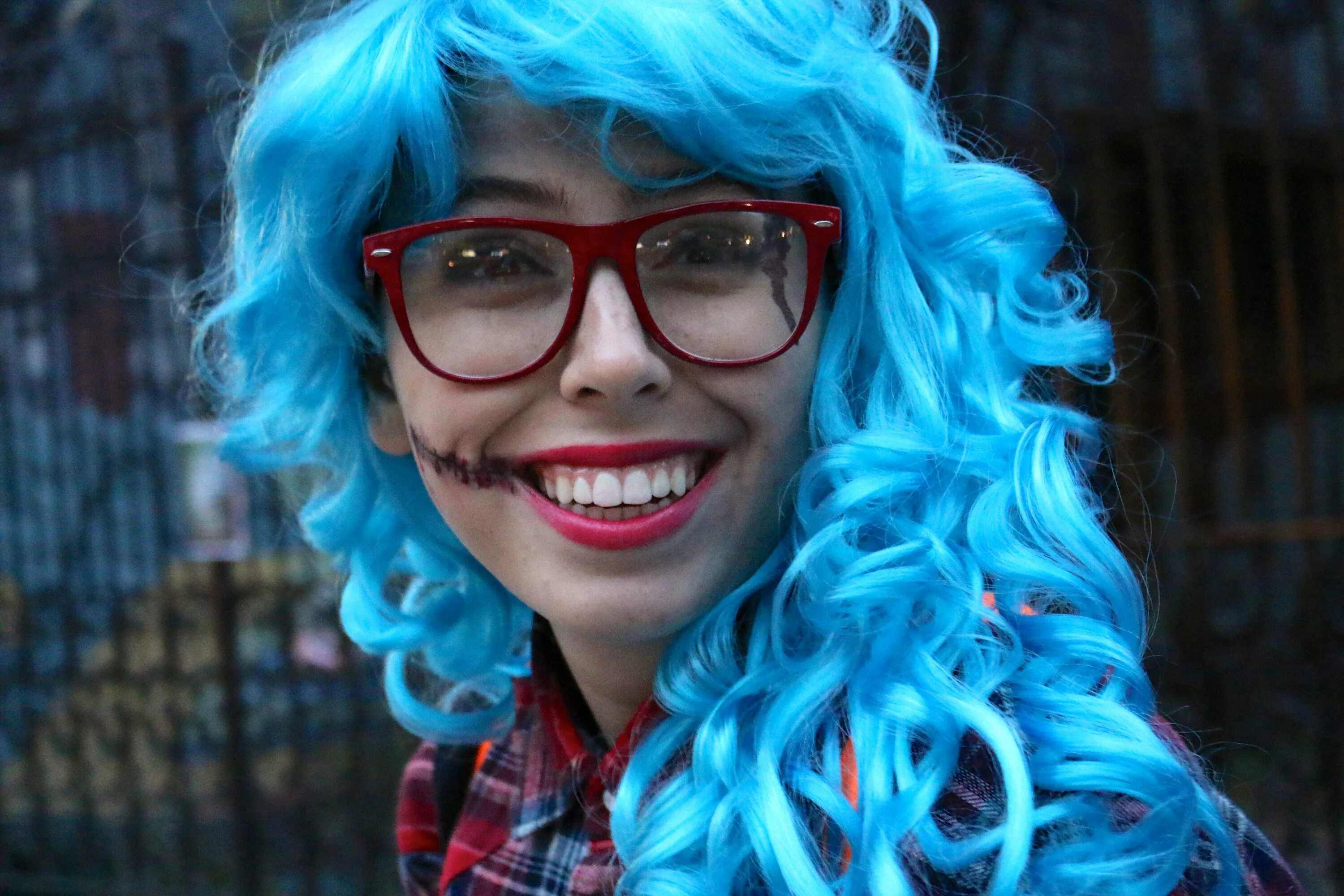 Alice blue модель. Elis голубое платье. Alice blue color. Alice blue. Элис блю цвет.