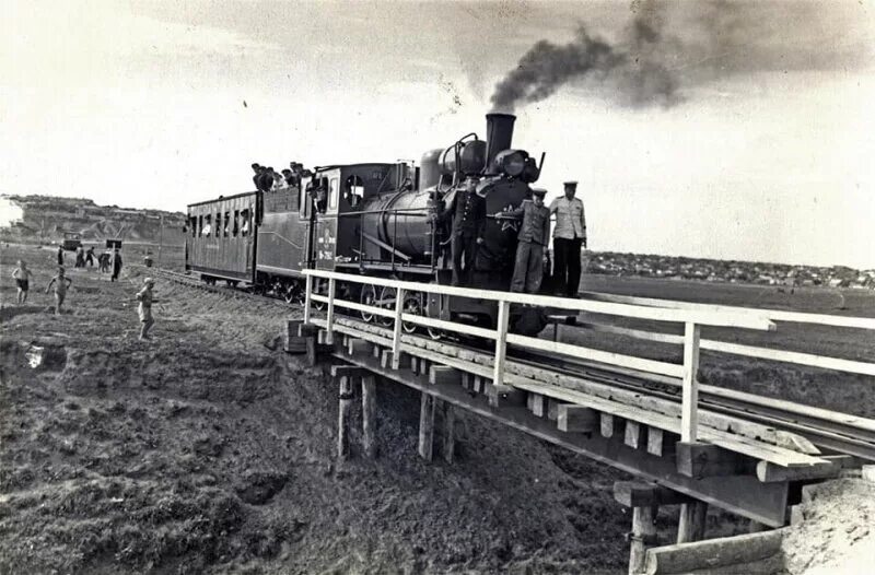 Вокзал детской железной дороги Оренбург. Оренбургская ДЖД 1953. Оренбургская железная дорога 1876. Оренбургская железная дорога 1860.