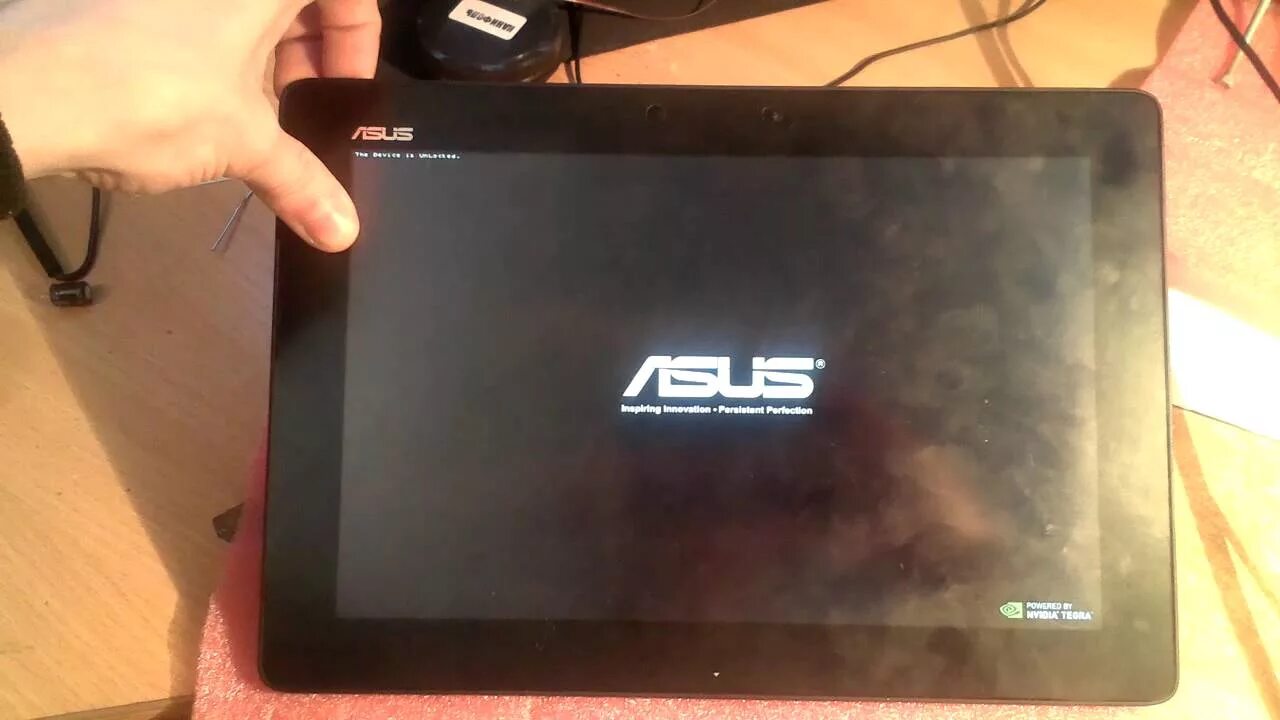 Планшет включается но не загружается. Планшет асус tf300tg. планшет asus 901t. зарядка планшет асус к005. asus tablet 401.