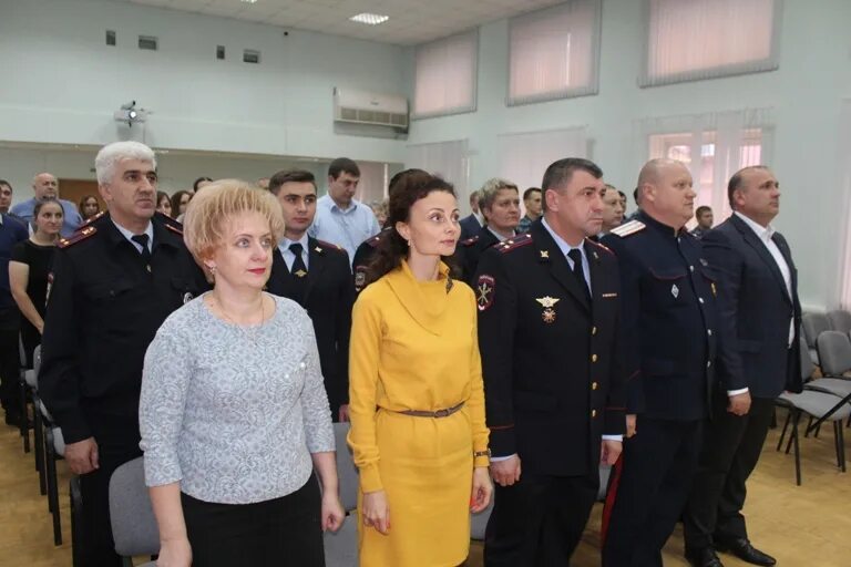 Фрунзенский район саратов сайт. Администрация Фрунзенского района города Саратова. ДНД Г Саратова. Добровольная дружина Саратов. Глава администрации Фрунзенского района Саратов 2024г.