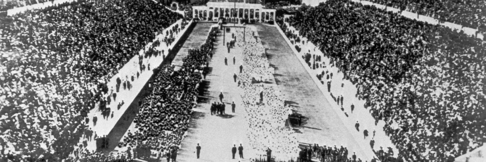 Олимпийские игры в афинах 1896. Герой олимпийских игр 1896 в марафонском беге. Афины 1896 год. Олимпийские игры 1896 года в афинах. Стал победитель в марафонском беге….