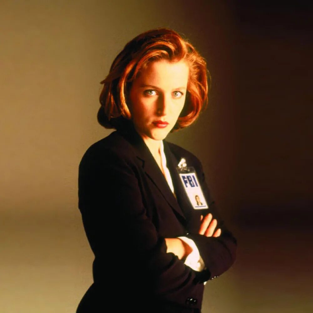 Скалли милано. Скалли милано. Лилипуты скалли. X files скалли. Dana scully.